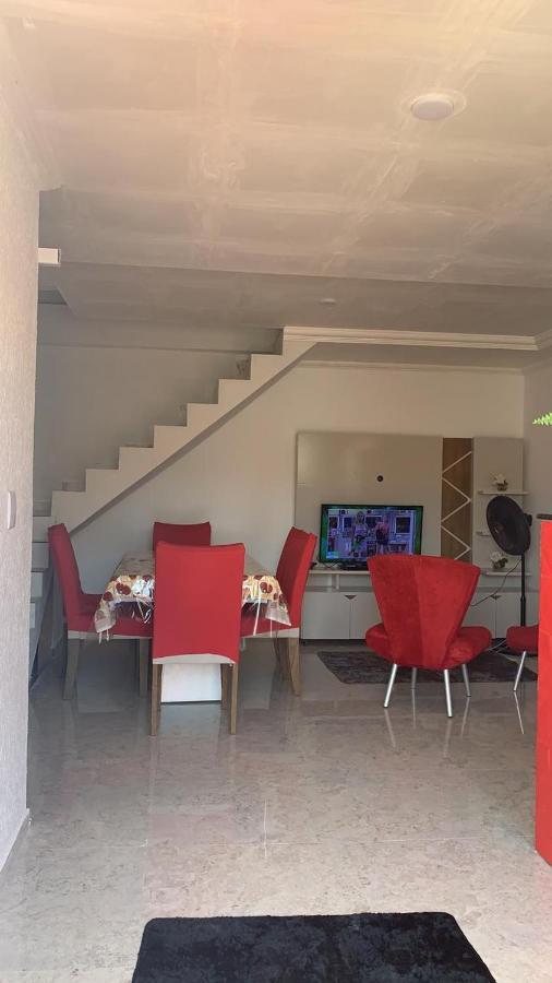 Apartamento Duplex Mobiliado Em São Pedro da Aldeia 外观 照片