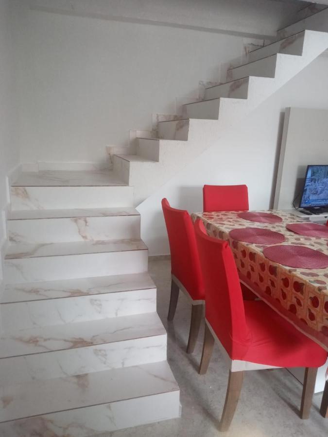 Apartamento Duplex Mobiliado Em São Pedro da Aldeia 外观 照片